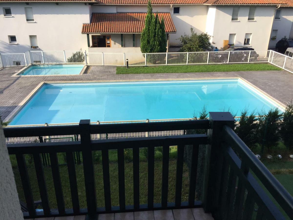 Port Bidassoa - T2 Coquet, Parking, Lit Xxl, Wifi, Pres De La Gare Hendaye Bagian luar foto